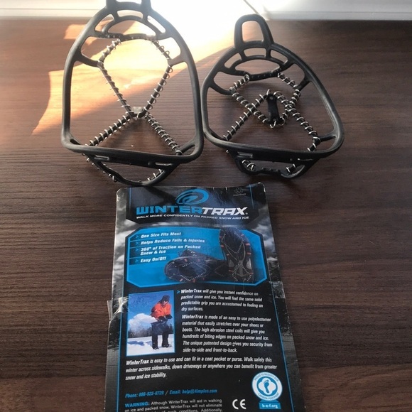 WinterTrax OSFM traction shoe covers-Brand New - Picture 1 of 4